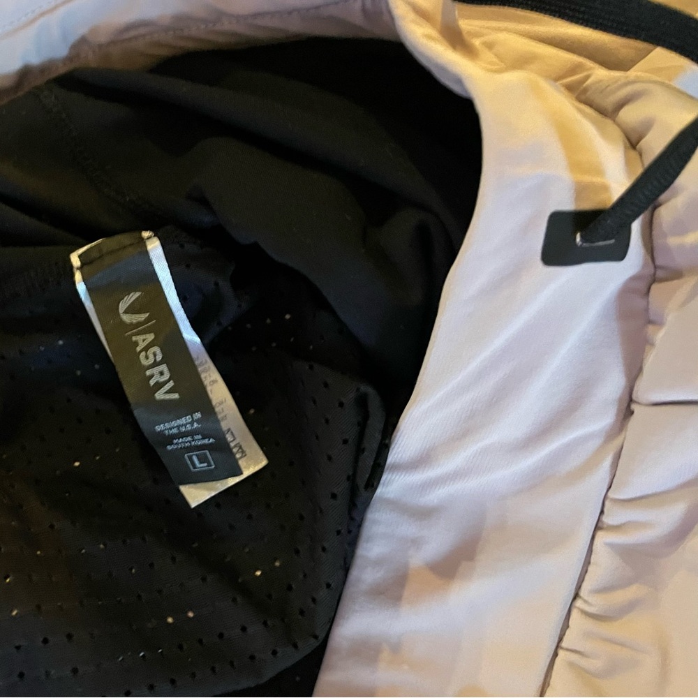 Mens L, ASRV 7” w Liner Terra Lite Beige Shorts DSG 0652 (Reflective) MSRP $128 - Picture 4 of 7
